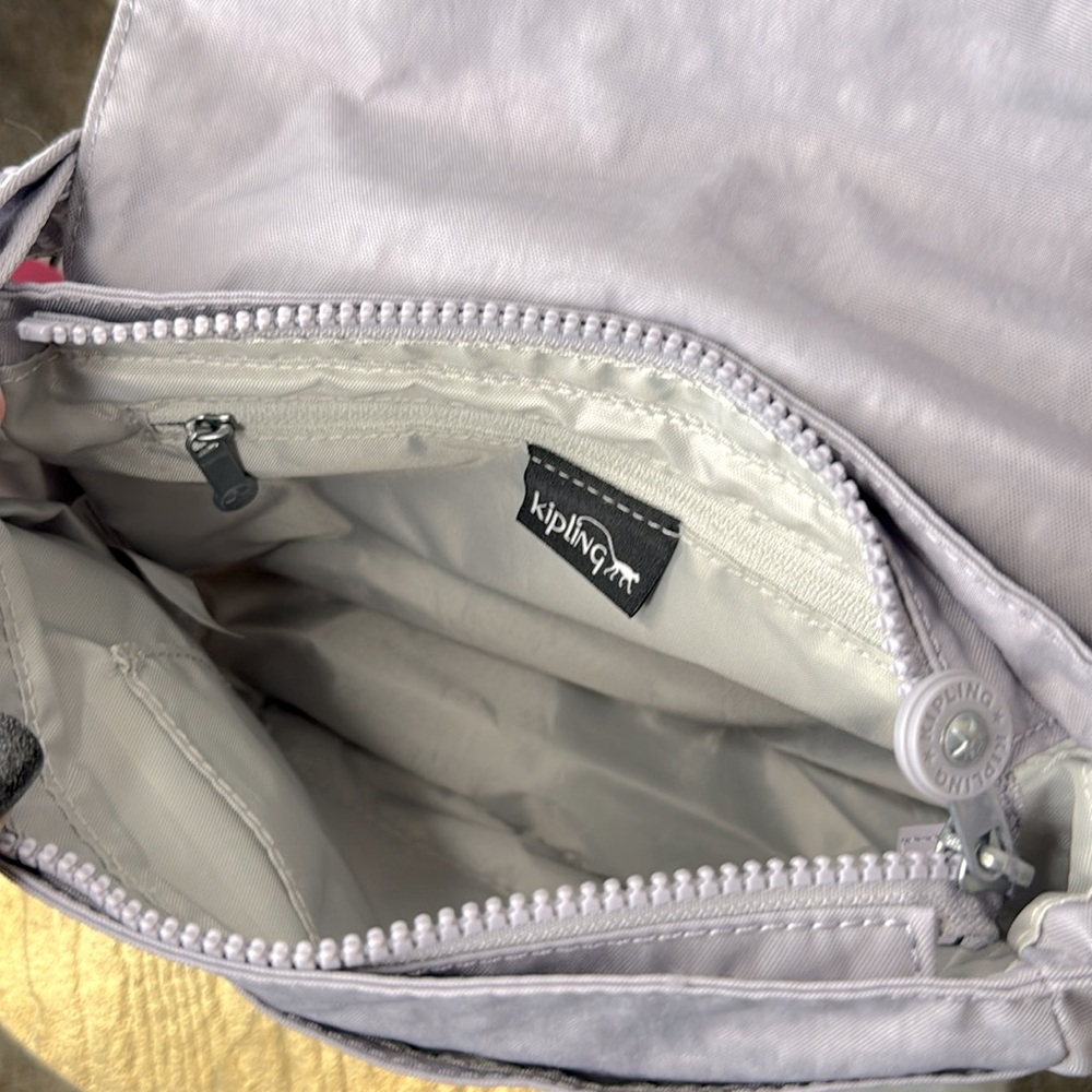 Kipling Lucasta crossbody bag, light purple NWT - Picture 9 of 12